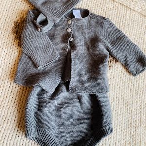 Knitted baby boy set🖤rompers hat cardigan